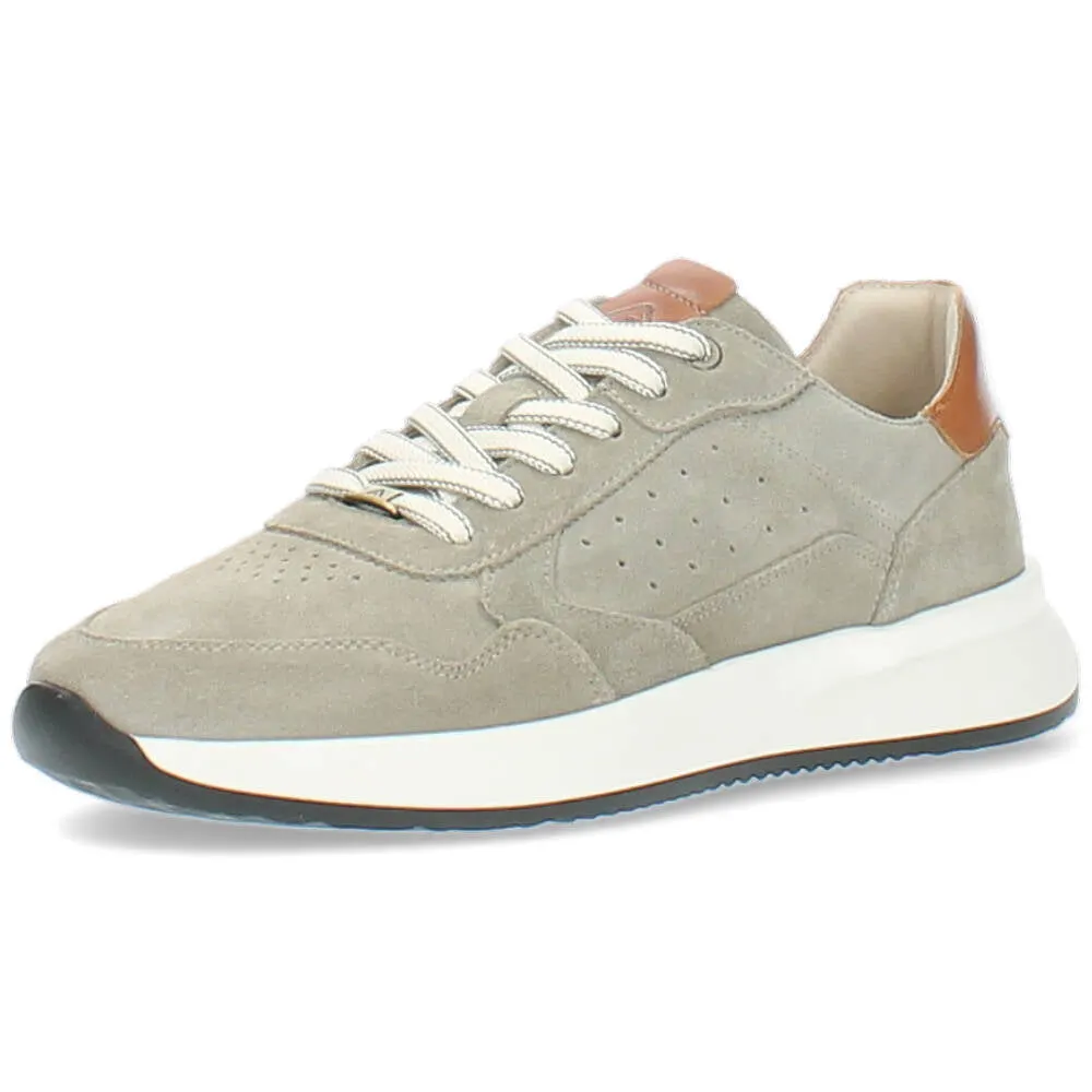 taupe sneaker