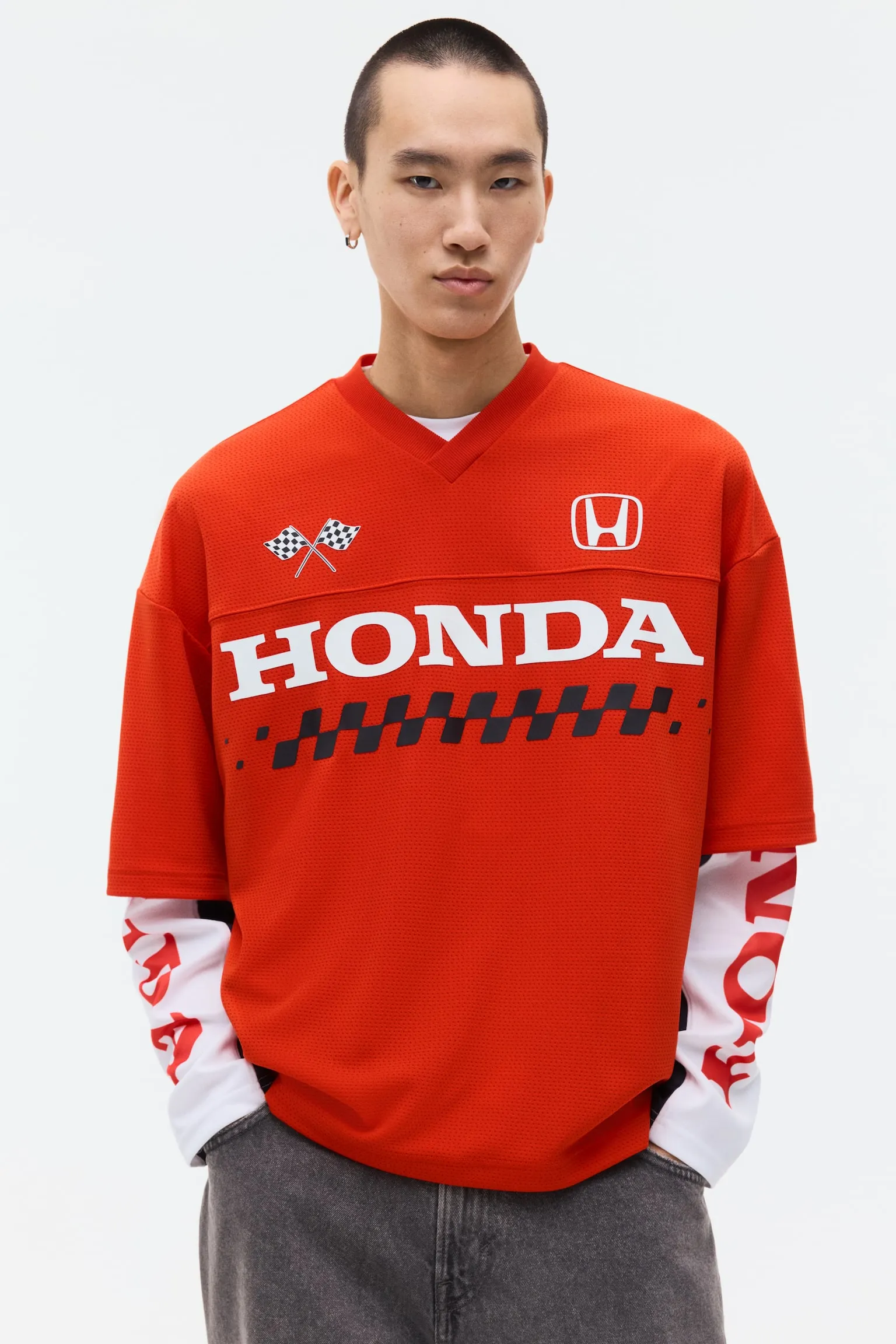 Playera Oversized Fit en malla con diseño