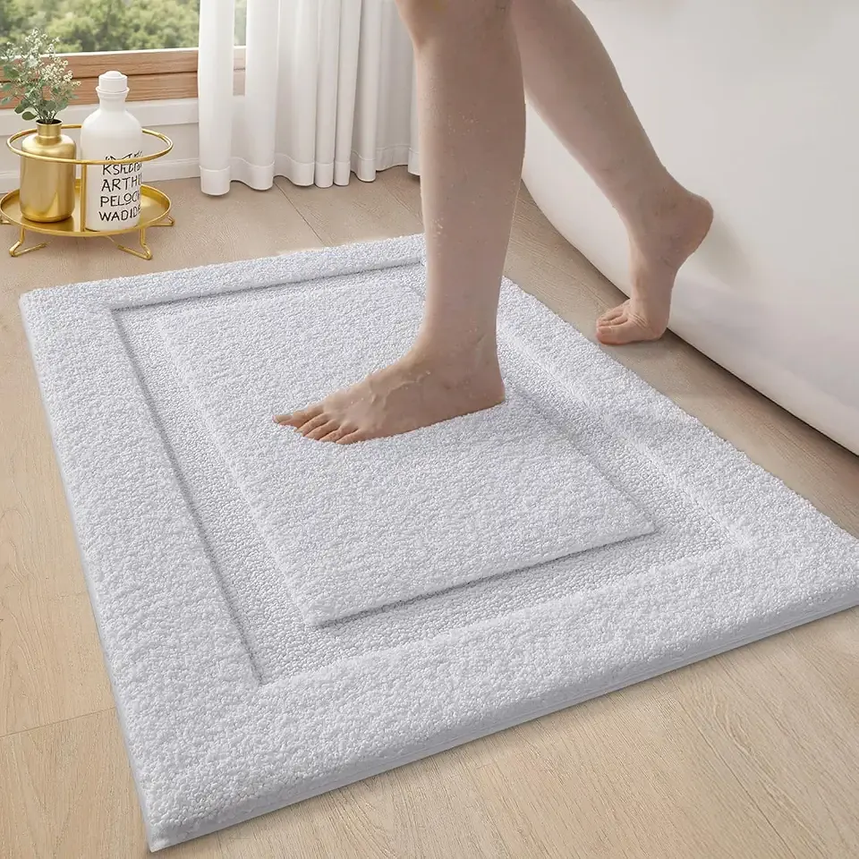 LUMI Ultra Soft Bathroom Rugs Absorbent, Non Slip Bath Mat 24x36, White | Machine Washable with Rubber Backing, Quick Dry, Premium Microfiber Plush Carpet for Bathtub and Shower Floor
