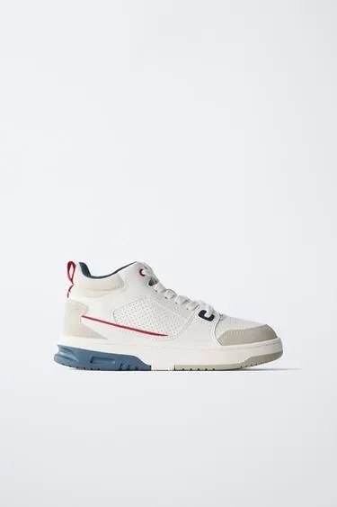 EMBROIDERED ESPADRILLES