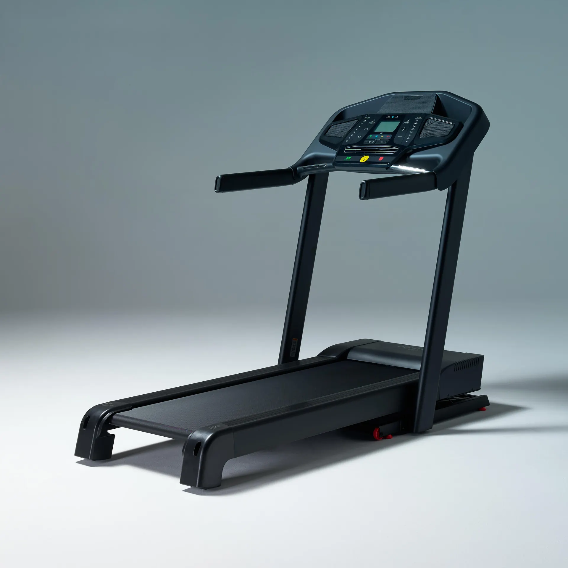 DOMYOS Běžecký pás T900D | 18 km/h | 50×143 cm
