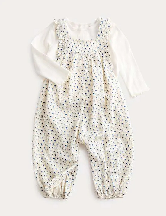 2-tlg. Outfit aus reiner Baumwolle, bestehend aus Latzhose und Oberteil (0–3 J.)