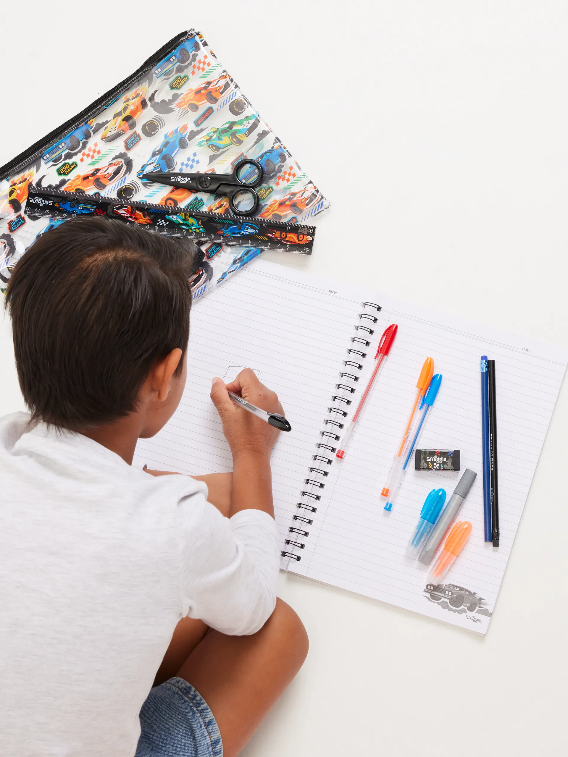 Curious A4 Essentials Stationery Gift Pack