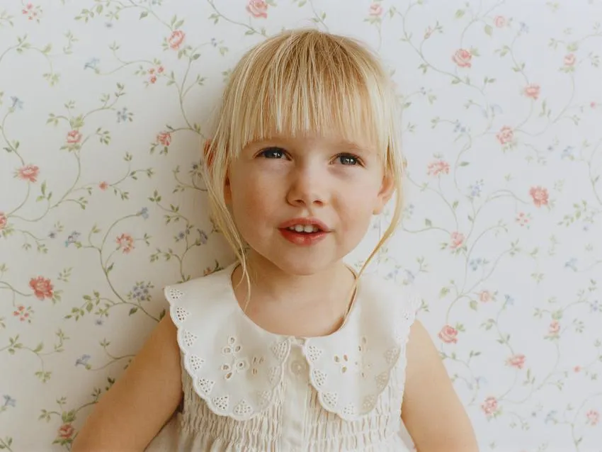 100% LINEN BLOUSE WITH LACE COLLAR