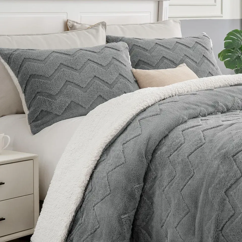 BEDELITE Fluffy Sherpa Twin Comforter Set,Grey | Super Soft & Warm Fleece Bedding, Luxury Fuzzy Comforter for Winter, Heavy Plush Bedding Set,1 pillowcase