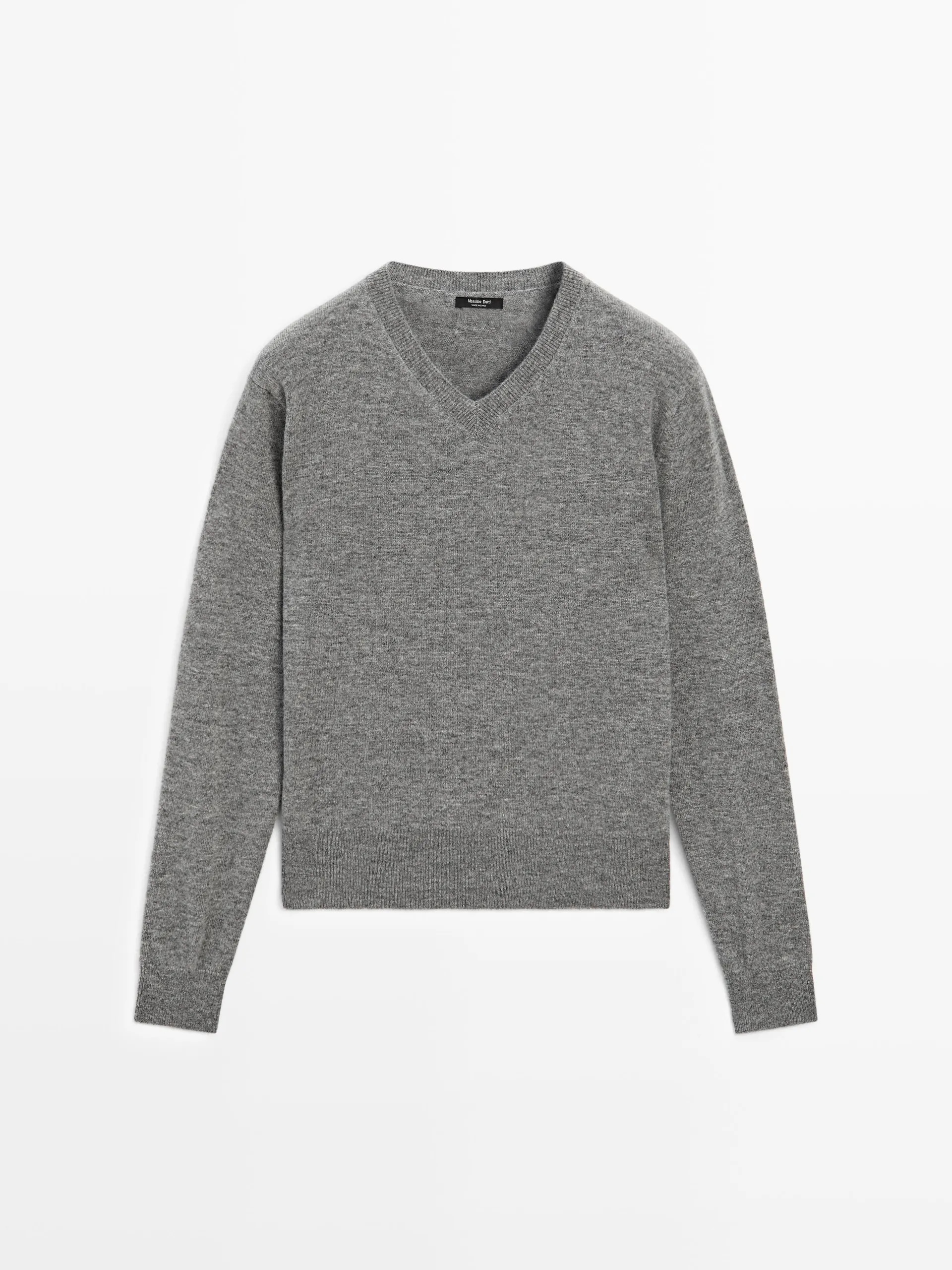 Úpletový svetr z vlněné směsi s výstřihem do V