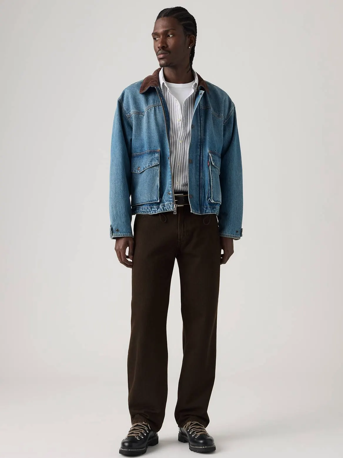 568™ Loose Straight Jeans