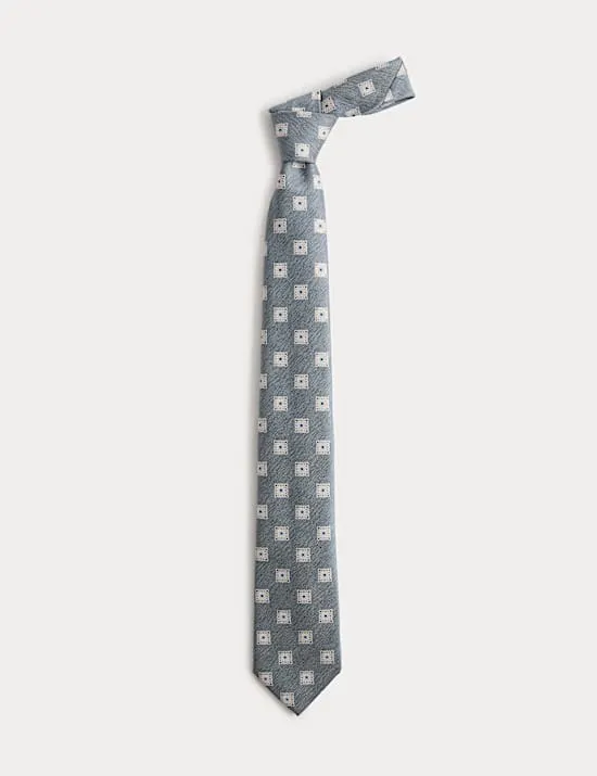 Medallion Tie