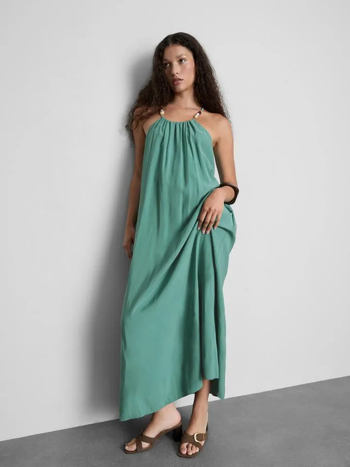 Robe mi-longue à bretelles et perles The Edit