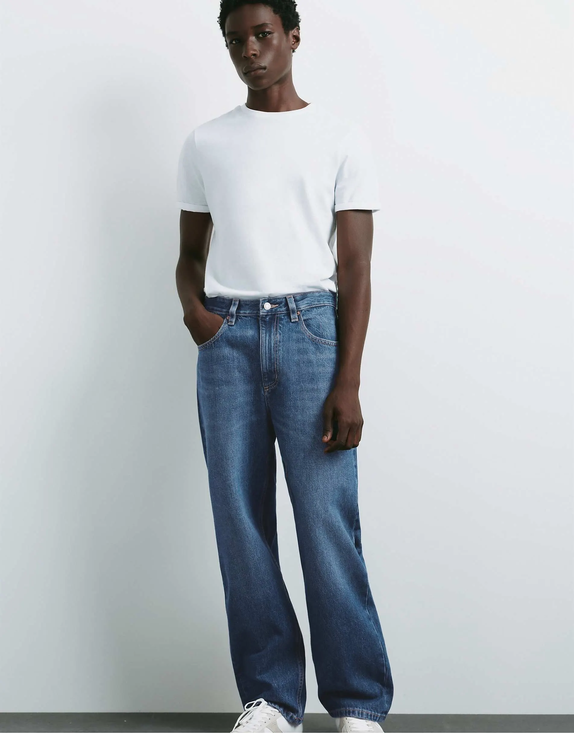 Pull&Bear Baggy jeans in dark blue