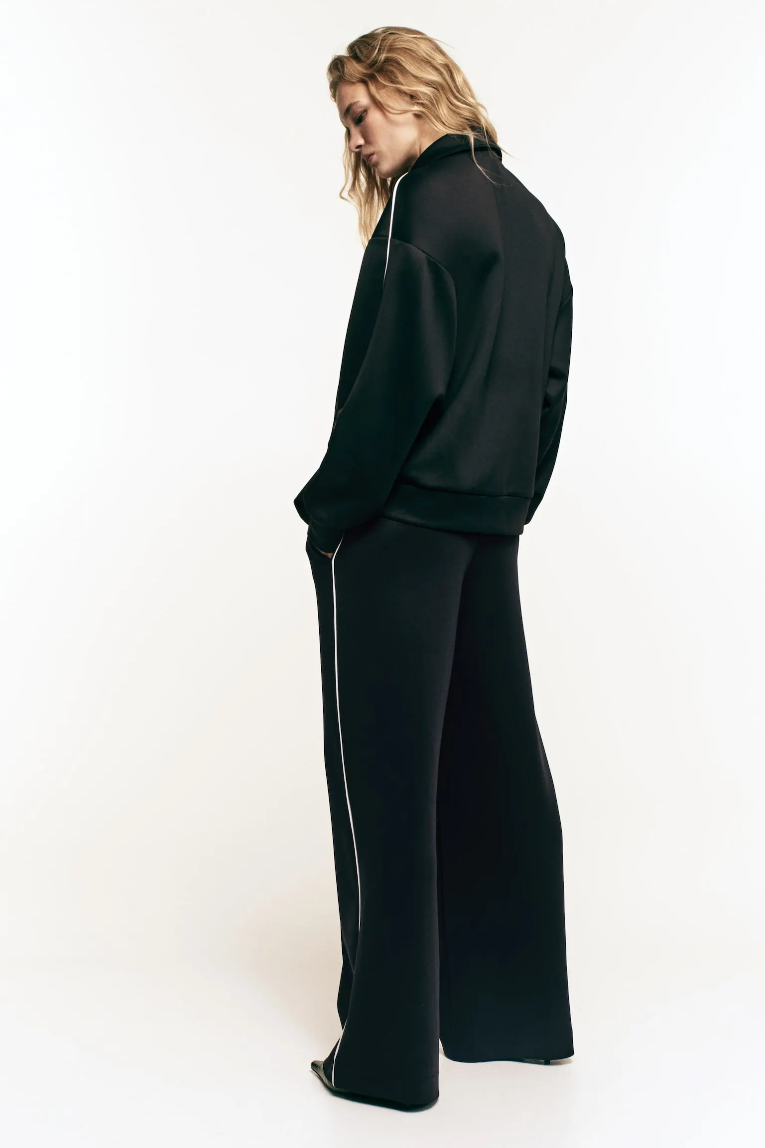 Tailored scuba trousers