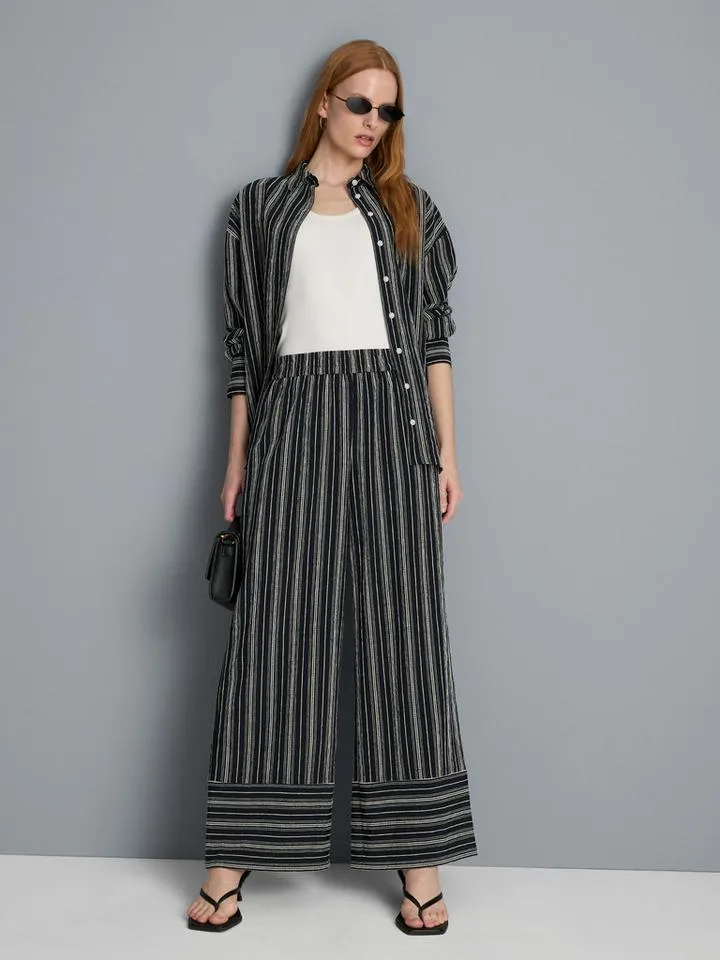 Pantaloni larghi strutturati a righe