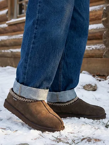 Cow Skin Slippers with wool men