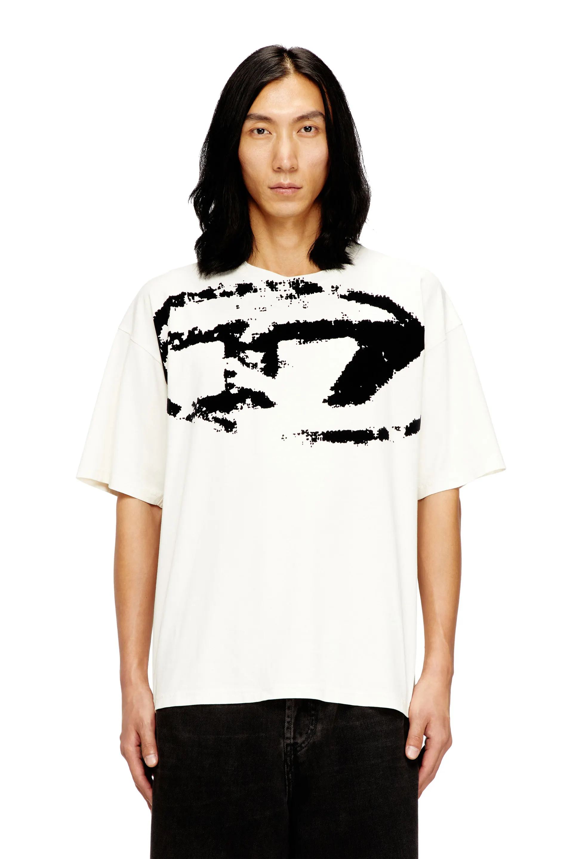 T-shirt with distressed flocked logo