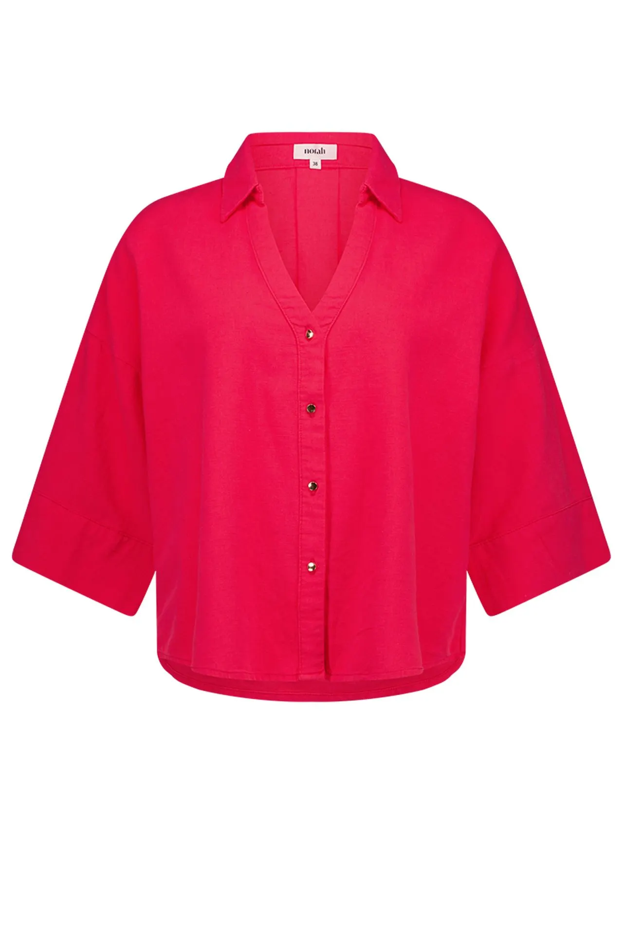 Roze blouse met goudkleurige knopen