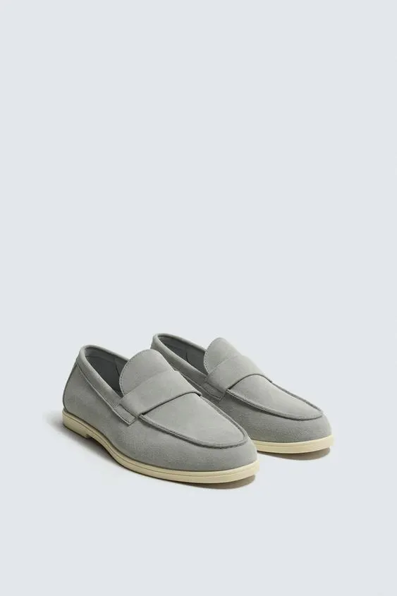 CASUAL LEATHER LOAFERS