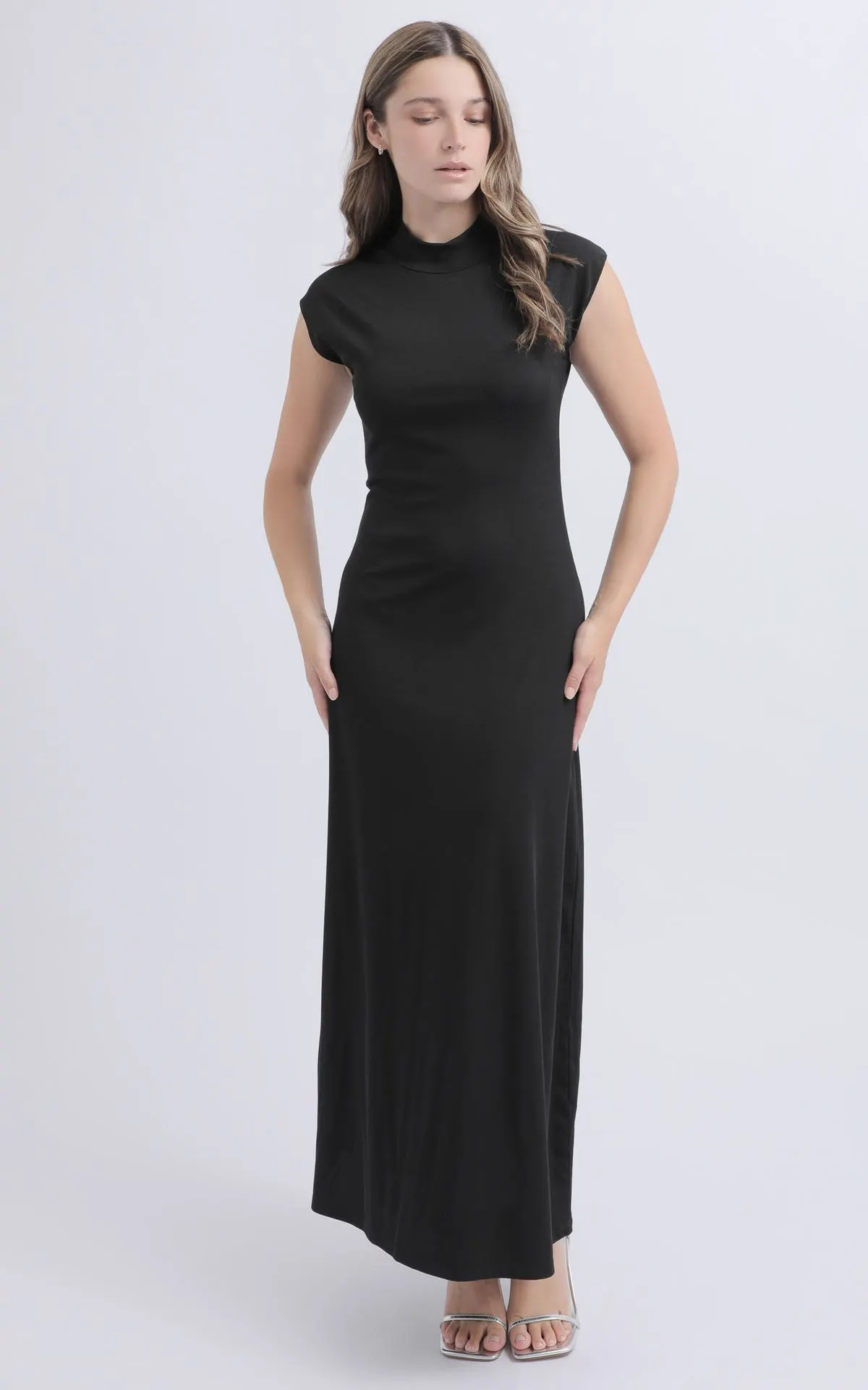 Textured Knit Mock Neck Maxi