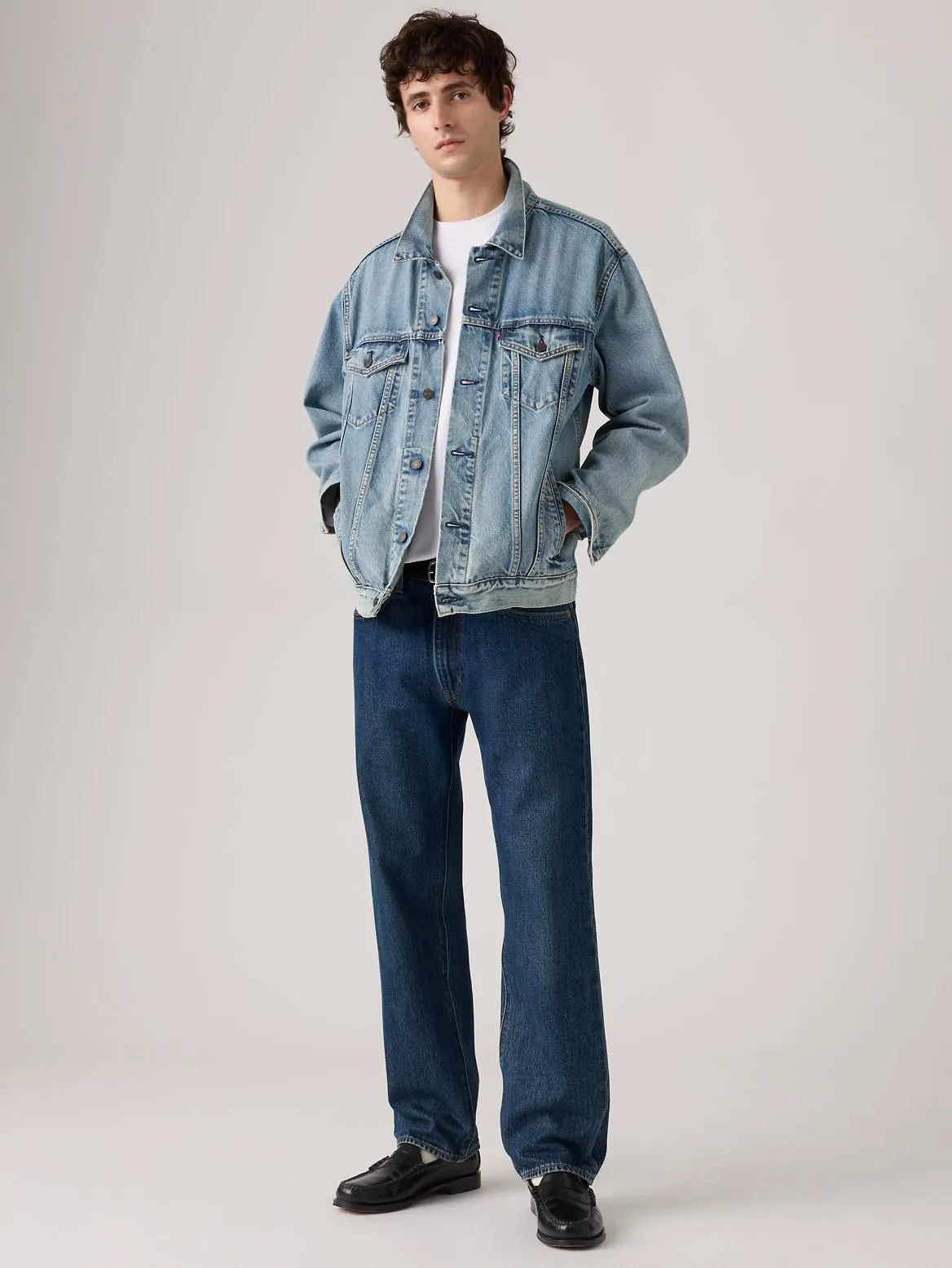 555™ Relaxed Straight Jeans