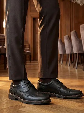 Dublin Leather Black Dressko