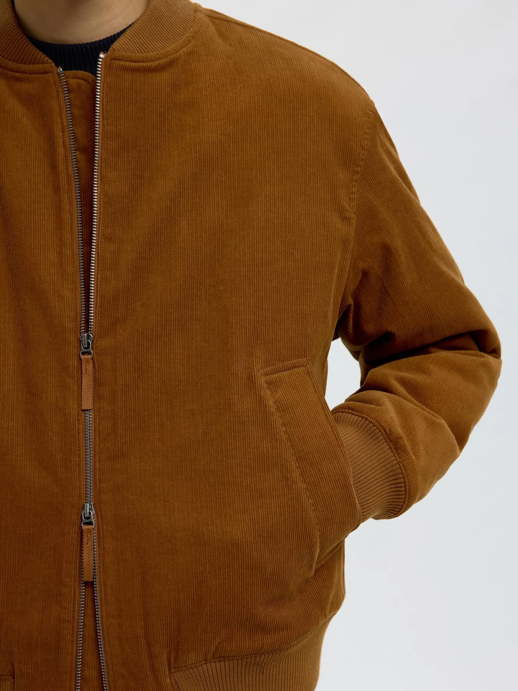 CORDUROY BOMBERJAKKE