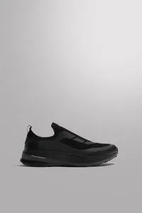 LACELESS RUNNING TRAINERS