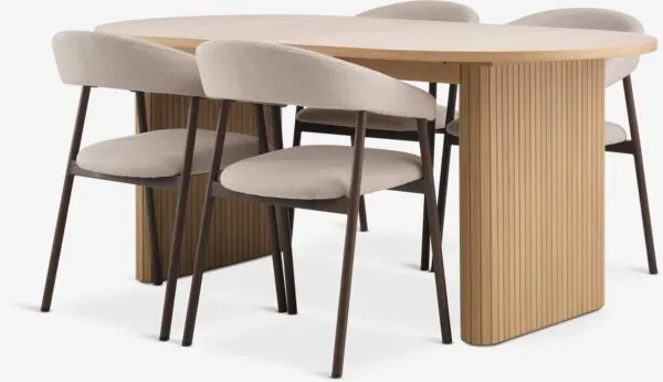 LYNGVIG + EJSING LYNGVIG L180/260 tafel n.eik + 4 EJSING stoelen beige/d.eik