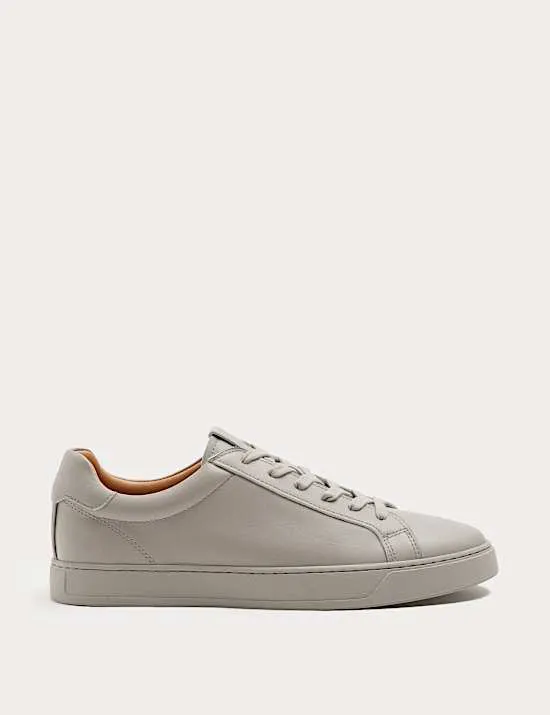 Lederturnschuhe zum Schnüren