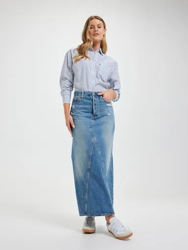 Levi's Iconic Long Skirt In Verified Vintage Blue