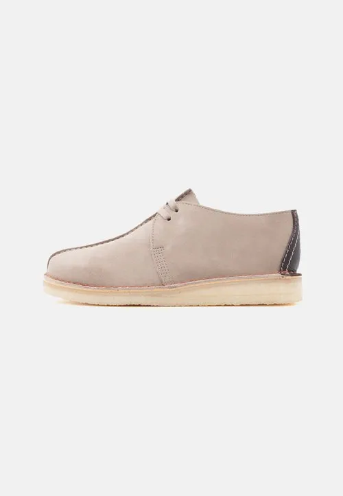 DESERT TREK - Casual snøresko - sand