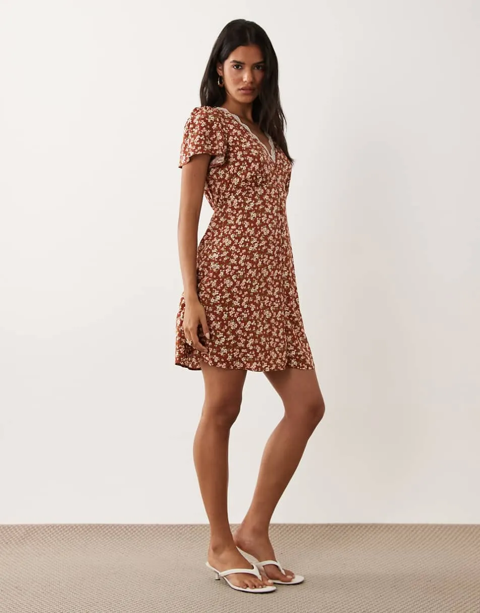 New Look lace trim mini tea dress in brown floral