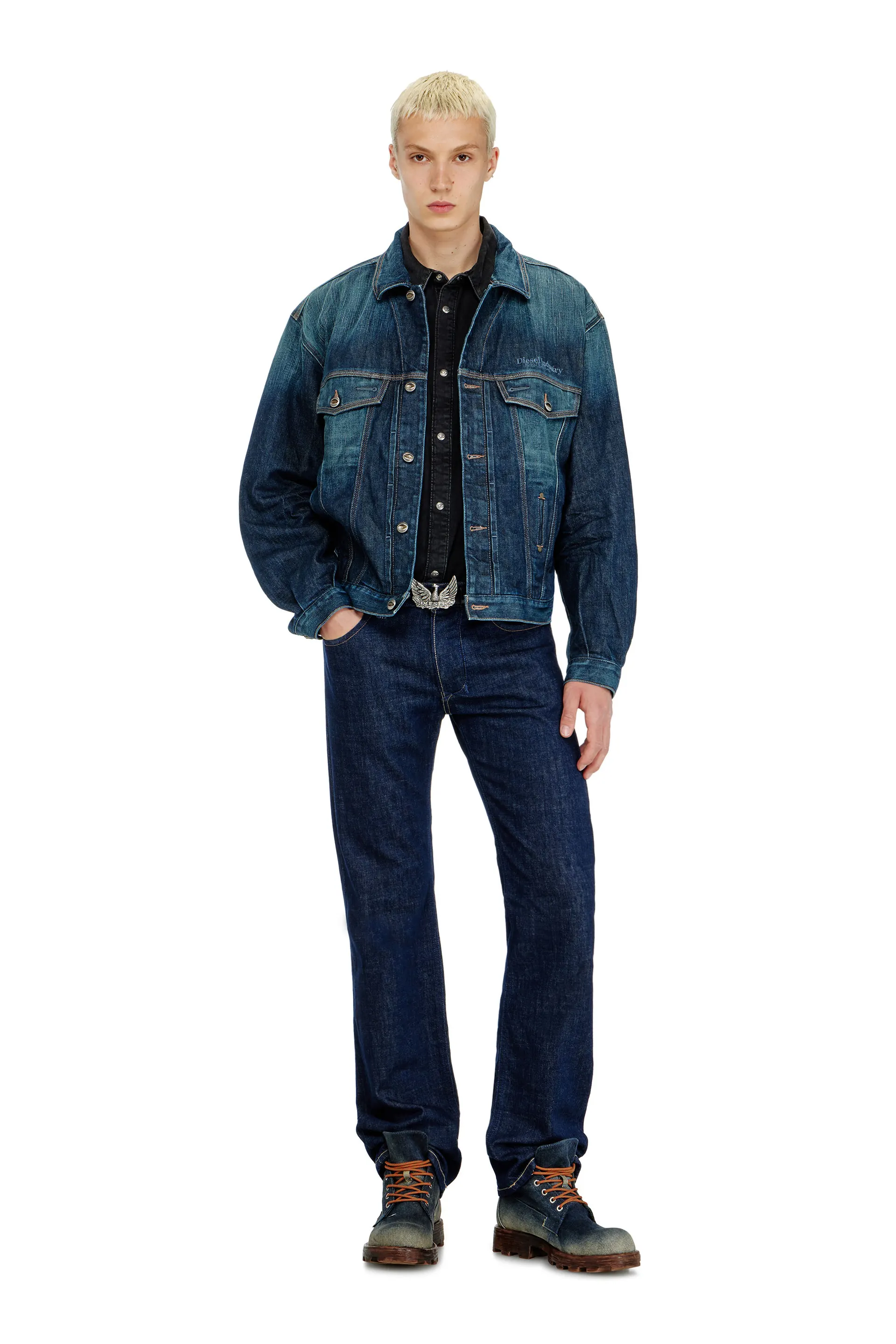 Trucker jacket in selvedge denim