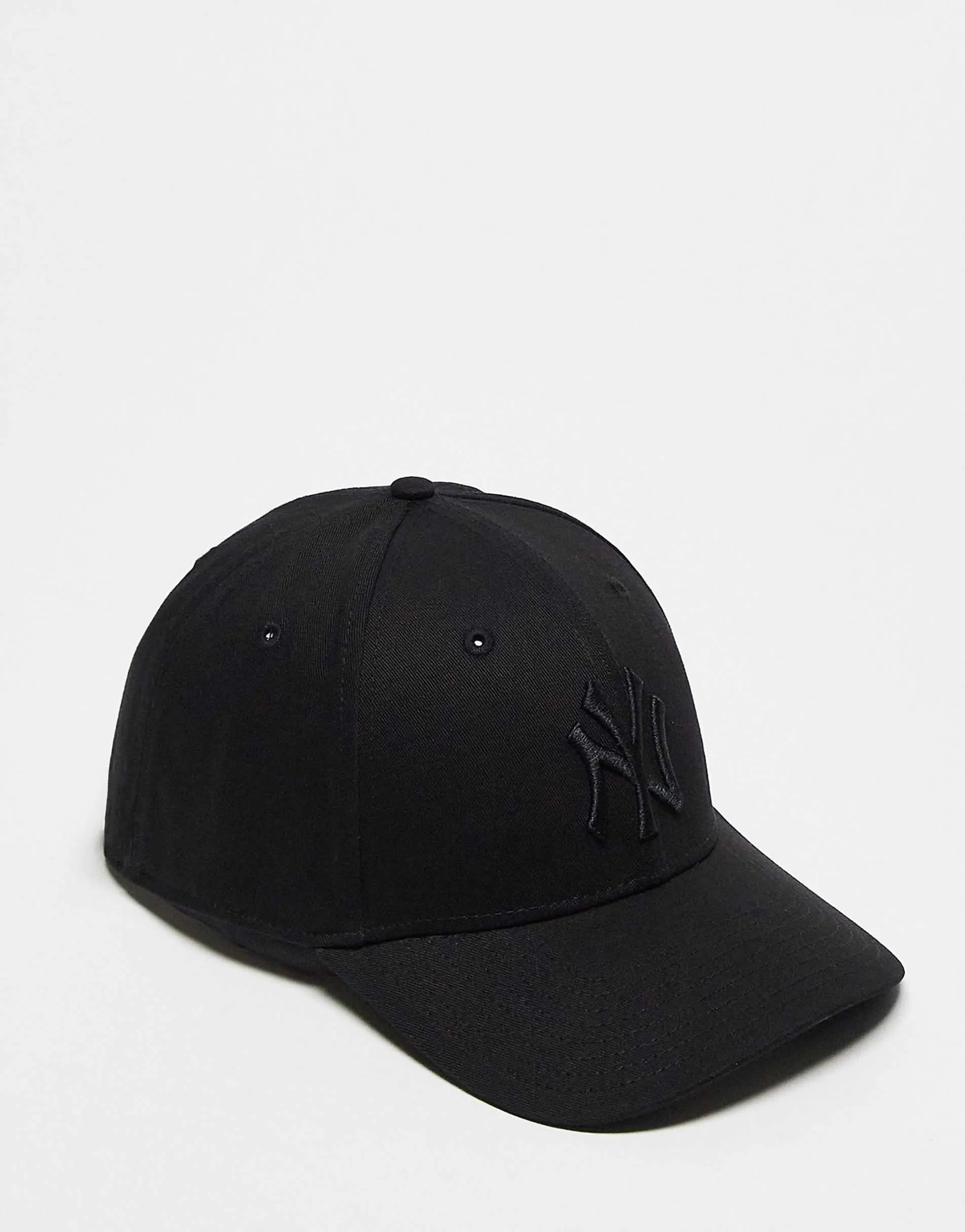 New Era NY Yankees tonal logo 9forty cap in black