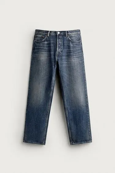 STRAIGHT-LEG JEANS