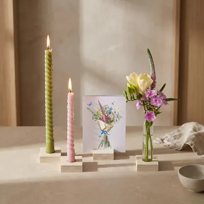 Brievenbusbloemen | Plankje Fleurig inclusief kaarsen