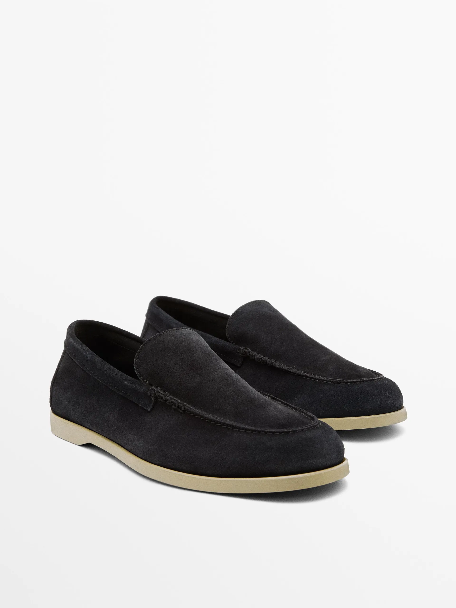 Zachte splitsuède loafers
