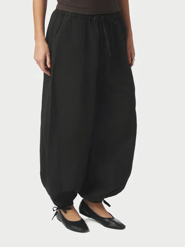 Roxane Balloon Linen Pants Black