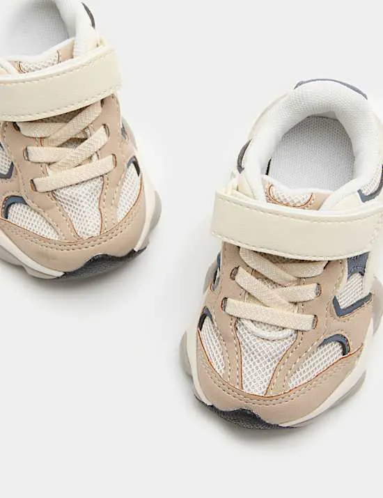 Baby Chunky Riptape Trainers (3 Small - 4 Small)