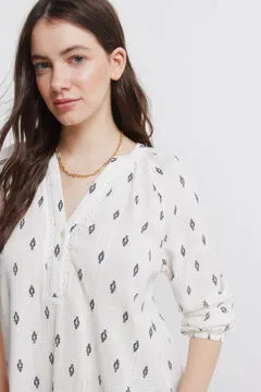 Blusa bordados lace