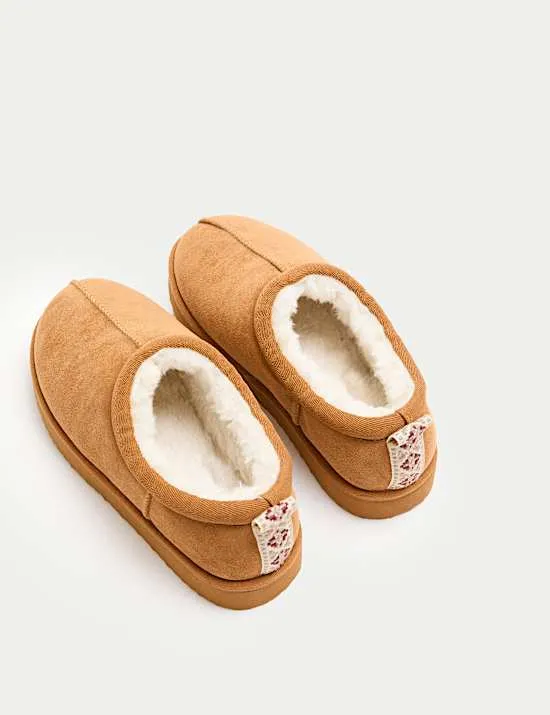 Kids' Faux Fur Lined Slippers (9 Small - 7 Large)