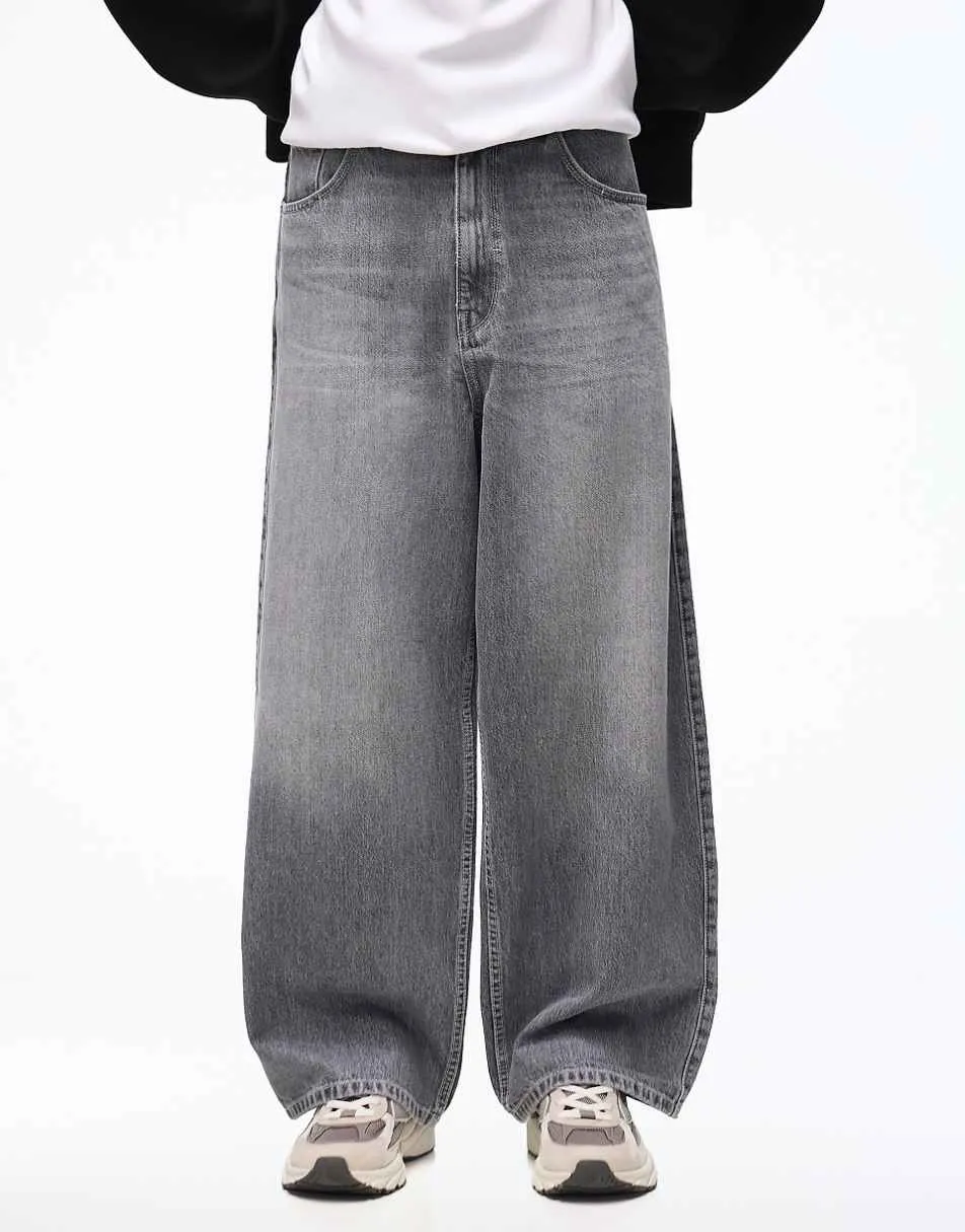 Bershka Super baggy jeans in light grey