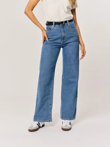 RES X ABRAND Hi Aline Jean In Molly