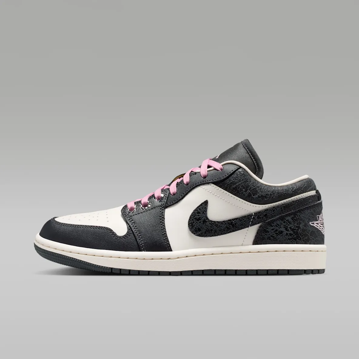 Air Jordan 1 Low SE