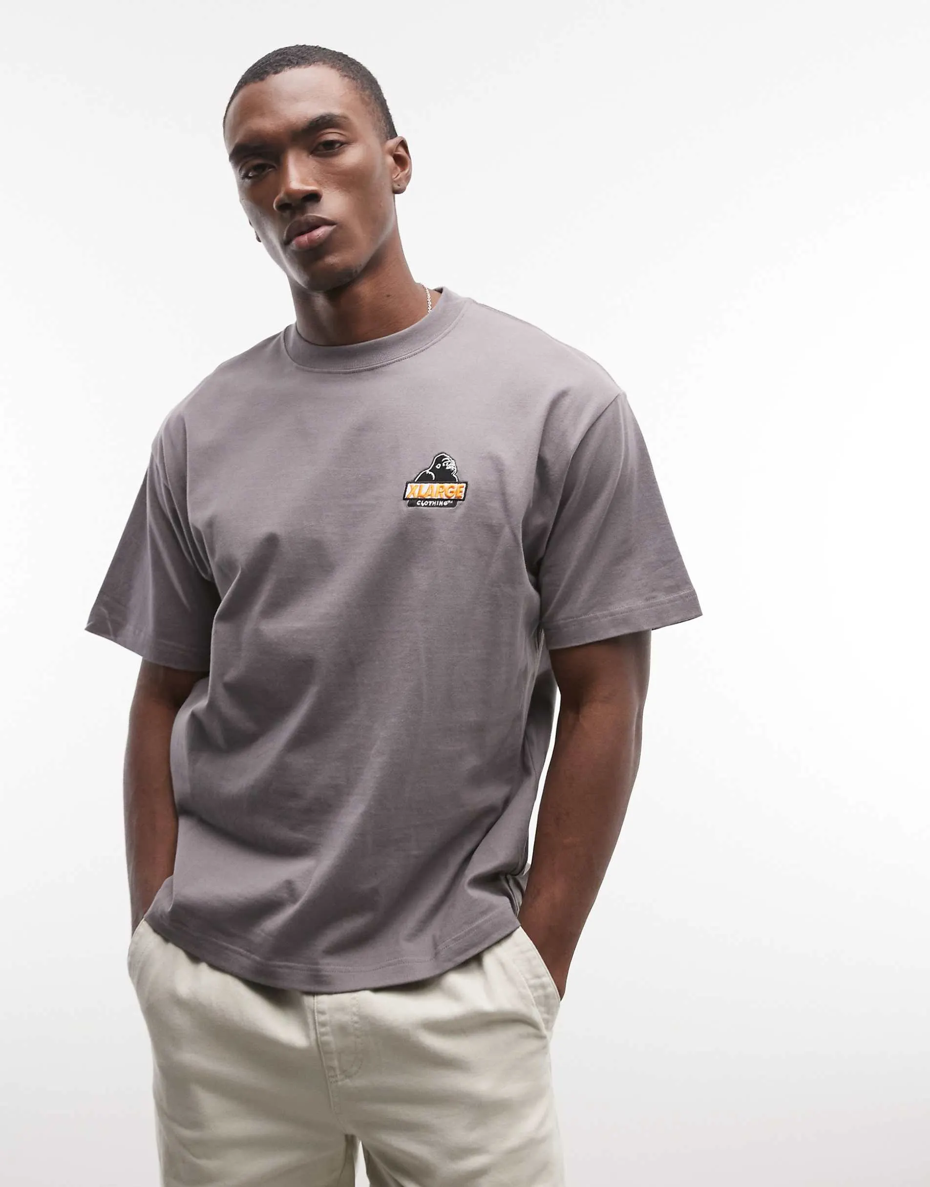 XLARGE urban logo t-shirt in charcoal