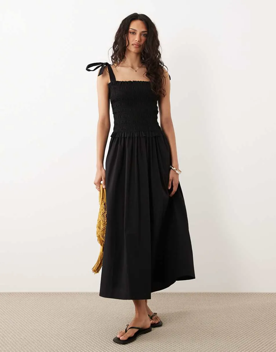 New Look shirred tie strap midi dress in black