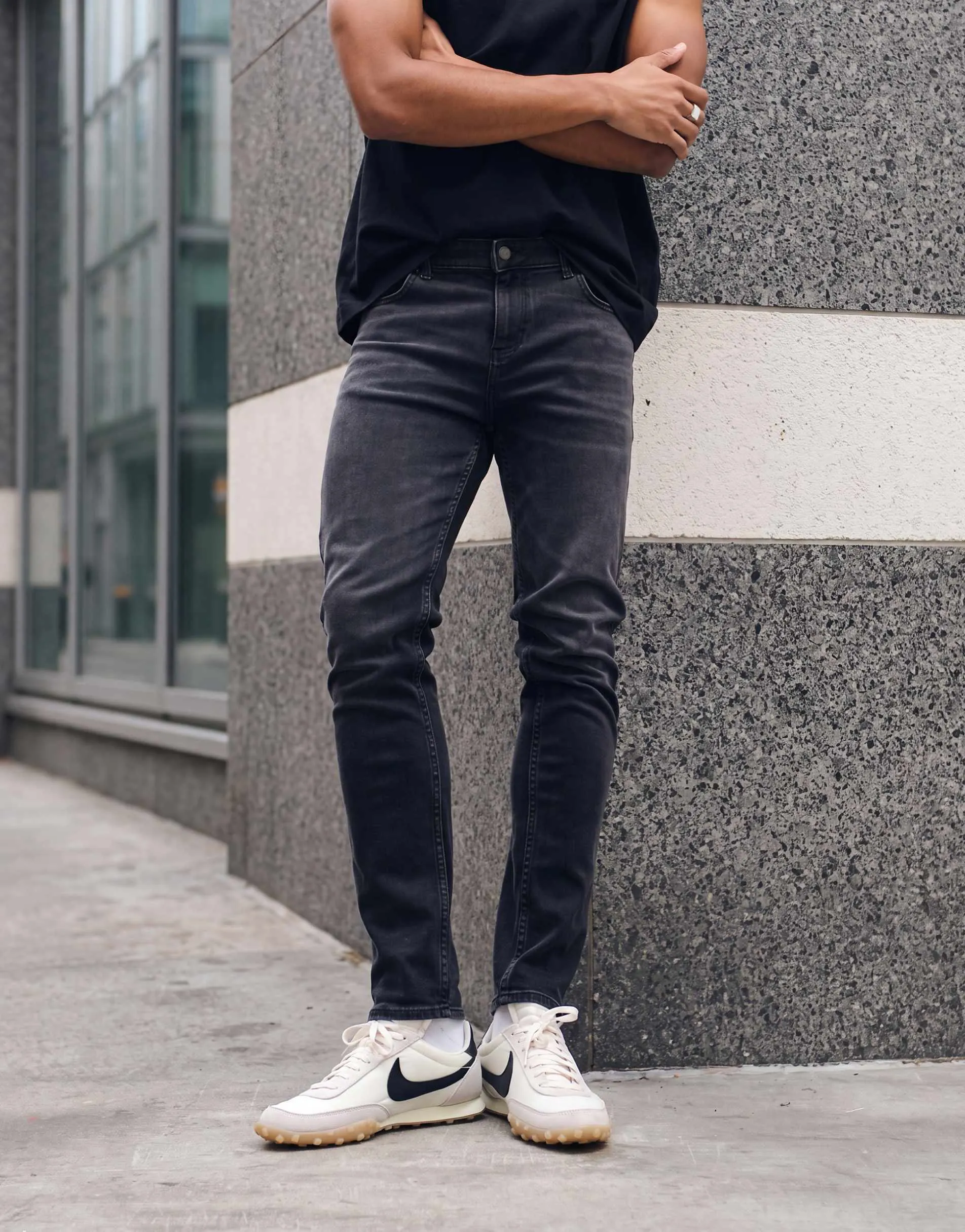 ASOS DESIGN skinny jeans in black wash