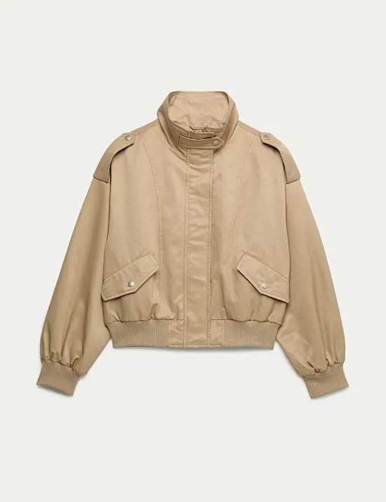 Bomberjacke mit hohem Baumwollanteil in Satinoptik