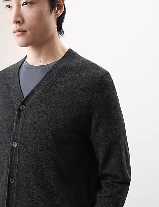 Strickjacke mit V-Ausschnitt aus reiner, extrafeiner Merinowolle