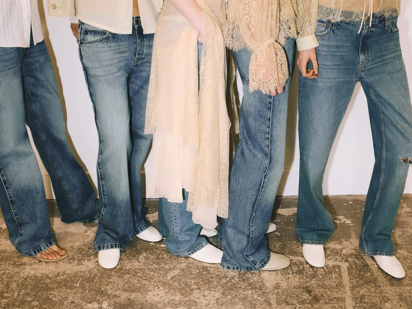 ZW COLLECTION BOOTCUT MID-WAIST JEANS