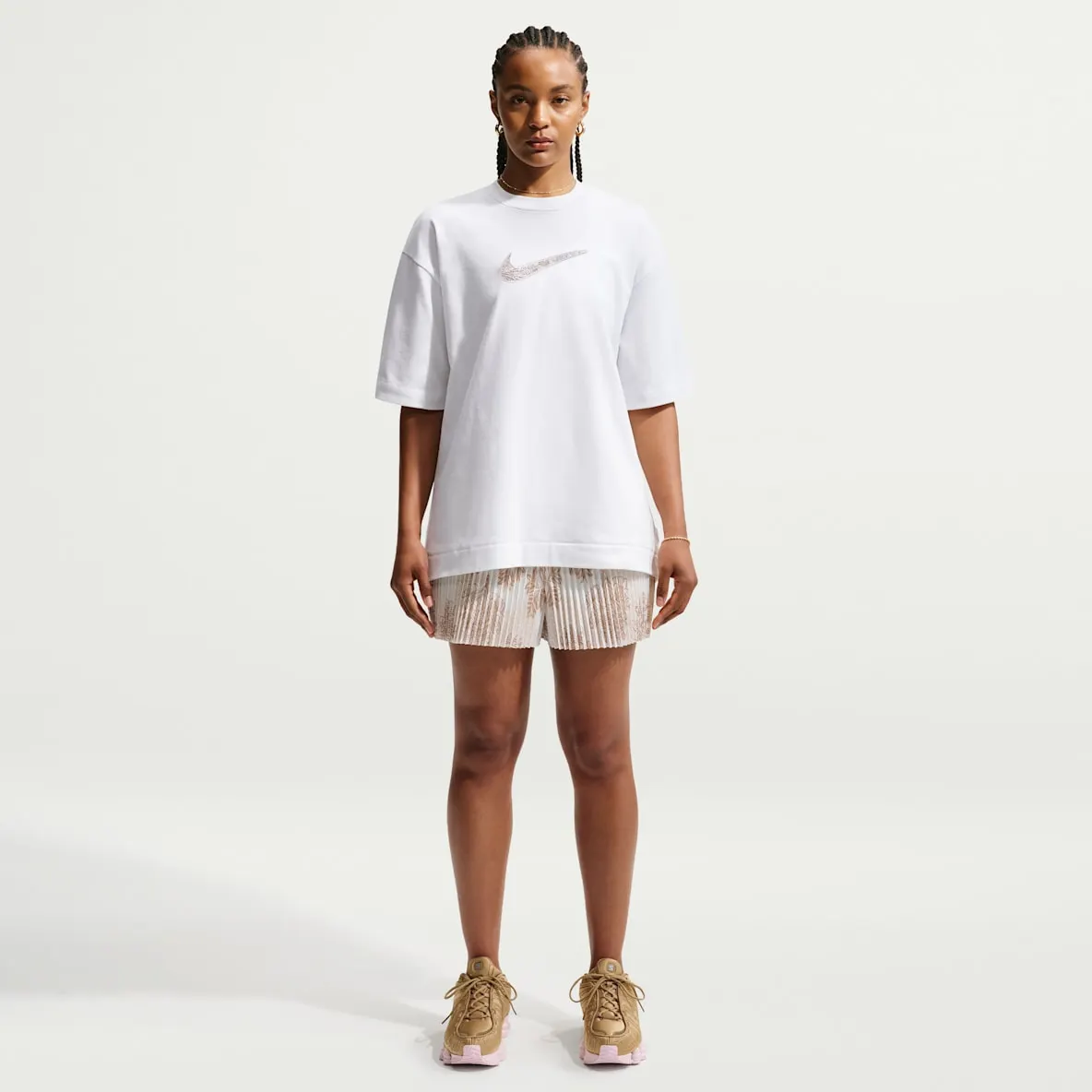Dameshorts med mellomhøyt liv (8 cm)