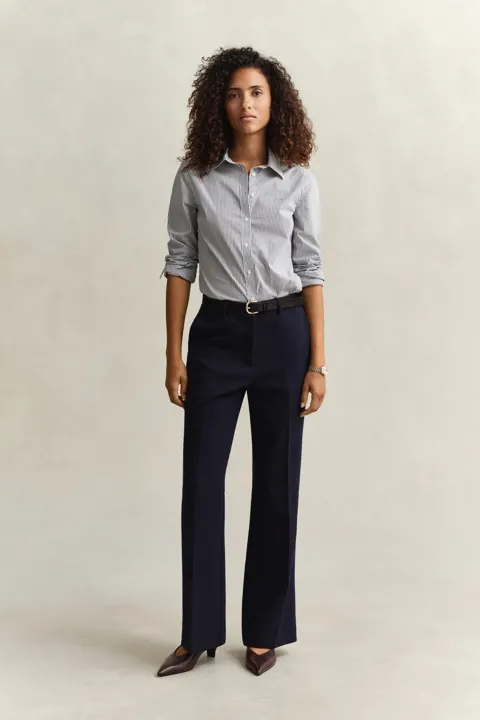 Slim fit flared slacks